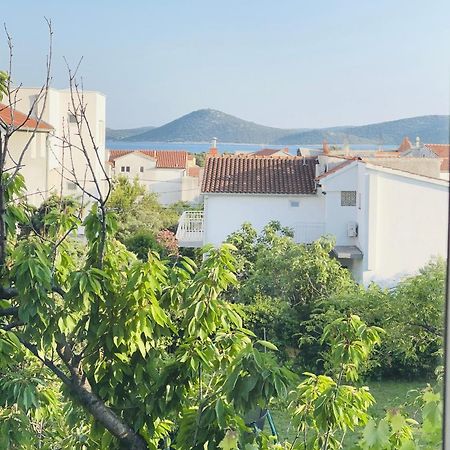 Apartment Udovicic Vodice Ngoại thất bức ảnh