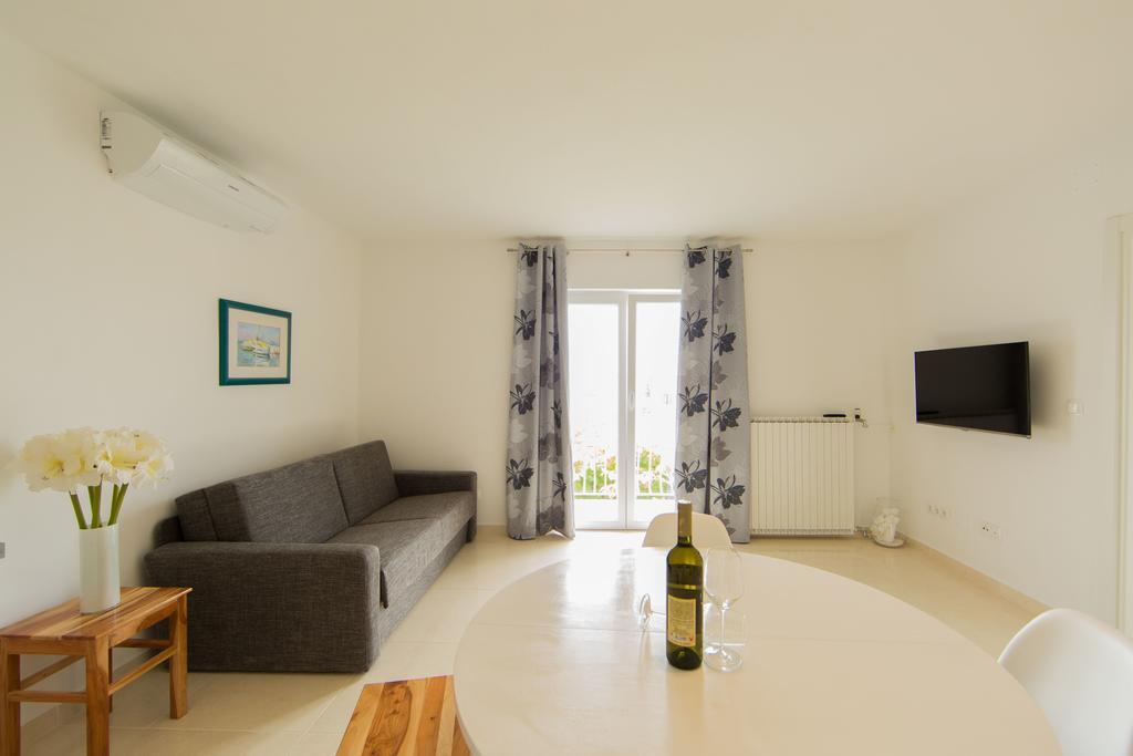 Apartment Udovicic Vodice Phòng bức ảnh