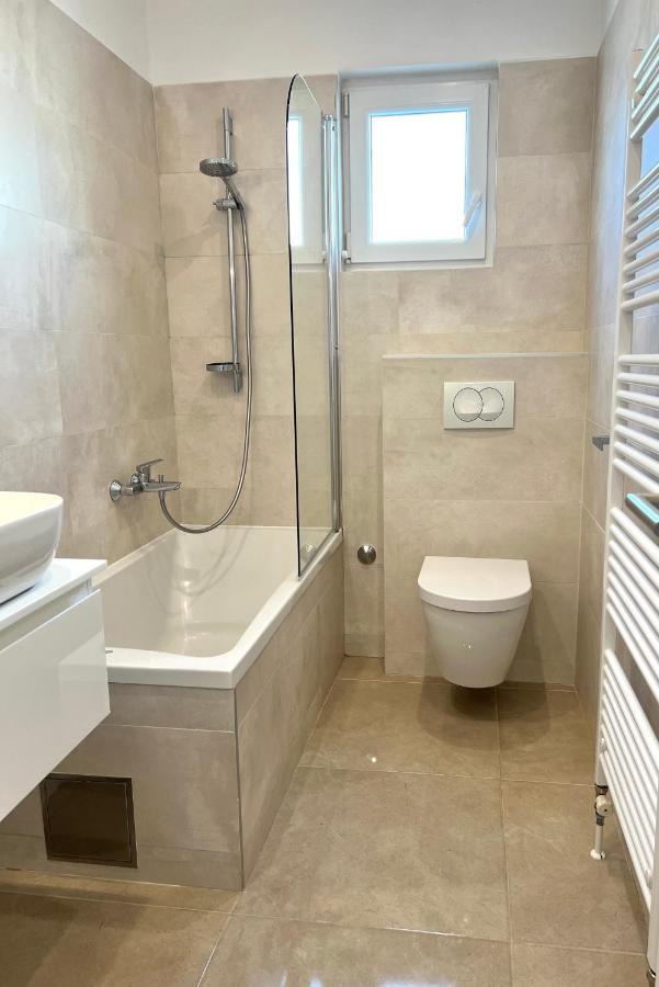 Apartment Udovicic Vodice Ngoại thất bức ảnh