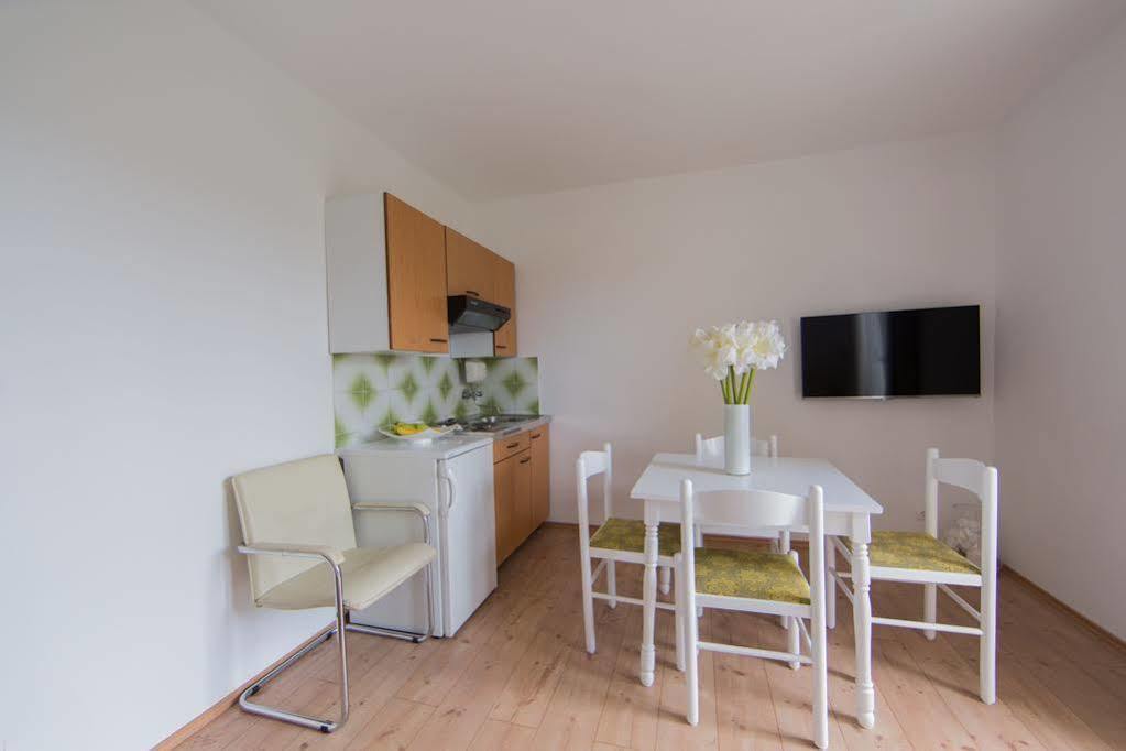 Apartment Udovicic Vodice Ngoại thất bức ảnh